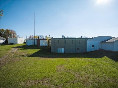 Over 15,000 sq. ft of commercial opportunity in Higginsville!