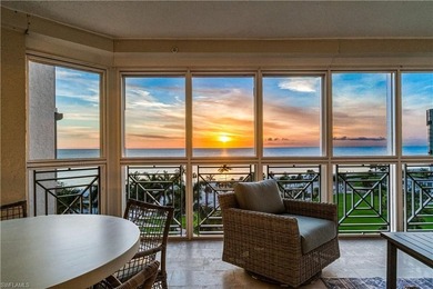 Indulge in a luxurious beachfront lifestyle in this exquisitely - photo 5