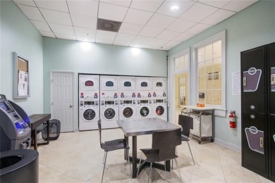 Spacious 1 bed/1 bath condo located on the 10th floor of