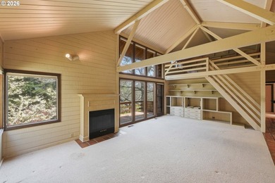 Custom townhouse tucked away on 3+ private, in-town acres - photo 17