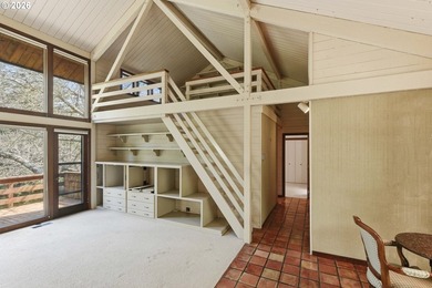 Custom townhouse tucked away on 3+ private, in-town acres - photo 18