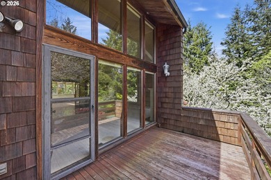 Custom townhouse tucked away on 3+ private, in-town acres - photo 37