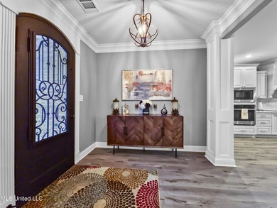 Experience refined living in the heart of Florence Gardens, a - photo 2