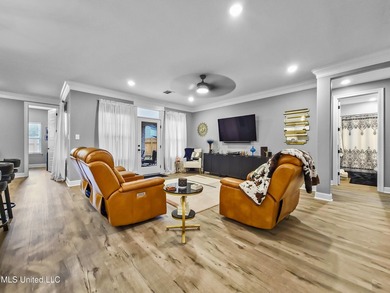 Experience refined living in the heart of Florence Gardens, a - photo 5