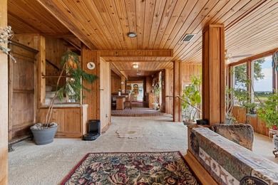Experience the charm and character of a timeless Lake Jackson - photo 11