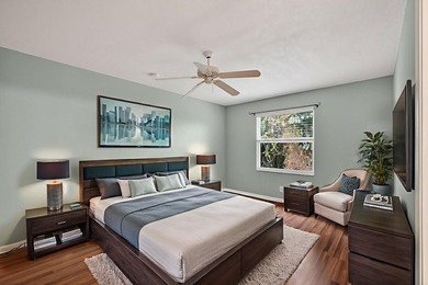 Beautifully updated coastal living just minutes from the ocean - photo 14