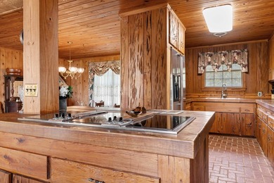 Experience the charm and character of a timeless Lake Jackson - photo 18
