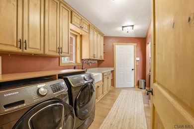 Spectacular Expedition Log home on three spacious lots in the - photo 20