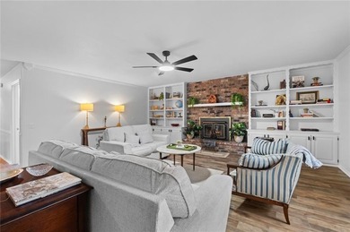 Lake Loch Lomond Home For Sale in Bella Vista Arkansas