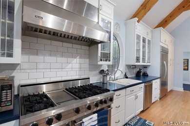 Welcome to this charming waterfront retreat offering the perfect - photo 21