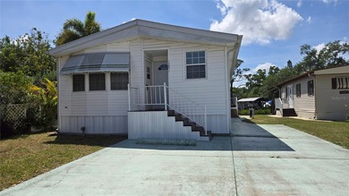 Welcome to easy Florida living in the desirable Sugar Creek - photo 32