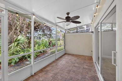 Beautifully updated coastal living just minutes from the ocean - photo 33
