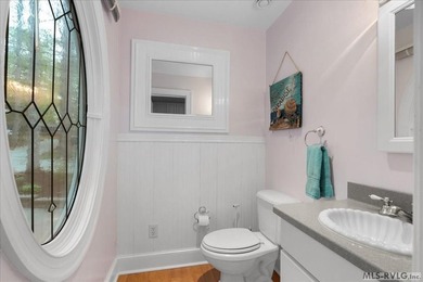 Welcome to this charming waterfront retreat offering the perfect - photo 37