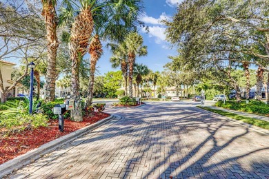 Beautifully updated coastal living just minutes from the ocean - photo 38