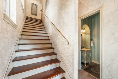 Perfectly positioned just steps from the Gulf, 22 Saint Tropez - photo 39