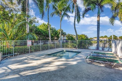 Beautifully updated coastal living just minutes from the ocean - photo 41