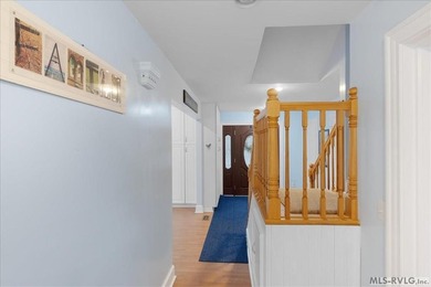 Welcome to this charming waterfront retreat offering the perfect - photo 42