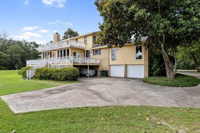 Experience the charm and character of a timeless Lake Jackson - photo 45