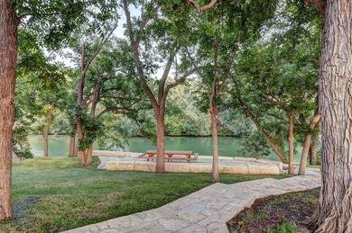 Additional listing photo 4