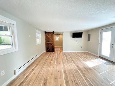 NO PROJECTS NEEDED! FULL RENO! This Irish Lake cottage is - photo 8