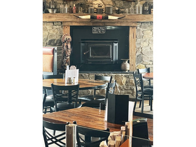 PRIME RESTAURANT &amp; BAR BUSINESS FOR SALE!  Johnny B's Roadside