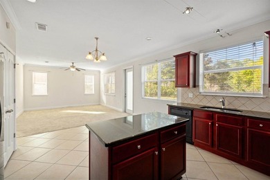 If you're looking for a spacious home with a functional layout - photo 16