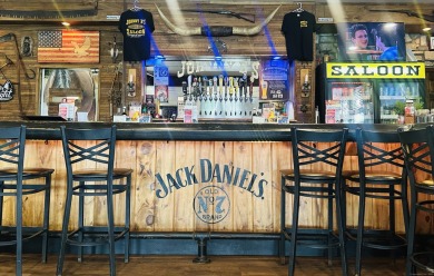PRIME RESTAURANT & BAR BUSINESS FOR SALE!  Johnny B's Roadside