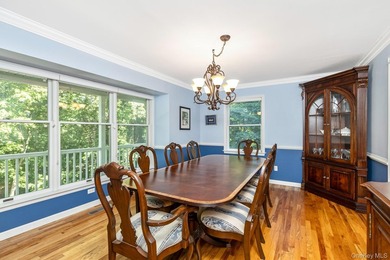 Welcome to this meticulously maintained Colonial, lovingly cared - photo 8