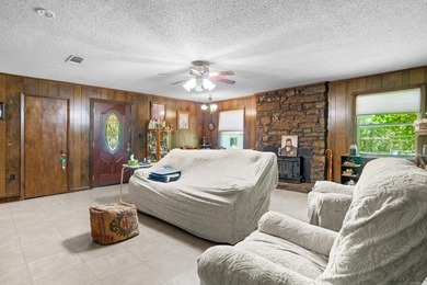 Discover your perfect retreat in this charming 2,058 square foot - photo 9