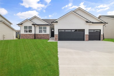 Saylorville Lake Home For Sale in Ankeny Iowa