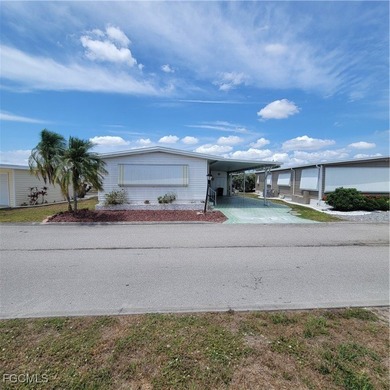 Cape Coral Lakes Area Home For Sale in North Fort Myers Florida