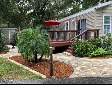 Lake Kerr Home For Sale in Salt Springs Florida