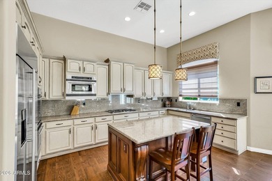 Luxurious 4BR estate on a massive 18,824 SF cul-de-sac lot in - photo 21
