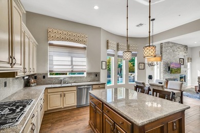 Luxurious 4BR estate on a massive 18,824 SF cul-de-sac lot in - photo 24