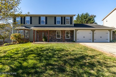 Fort Loudoun Lake Home For Sale in Knoxville Tennessee