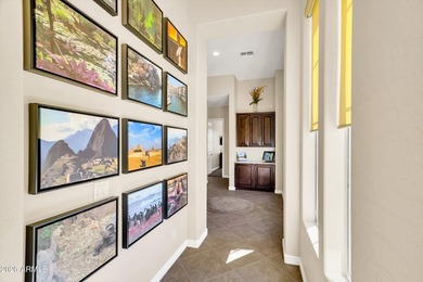 Luxurious 4BR estate on a massive 18,824 SF cul-de-sac lot in - photo 42