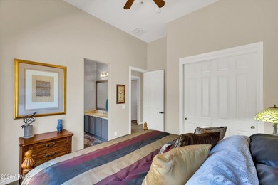Luxurious 4BR estate on a massive 18,824 SF cul-de-sac lot in - photo 47