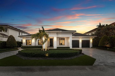 A single-story masterpiece unfolds in the prestigious Royal Palm - photo 1
