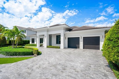 A single-story masterpiece unfolds in the prestigious Royal Palm - photo 5