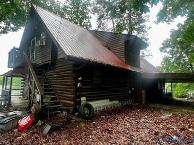 Waterfront opportunity in Lakeside Village on Trice's Lake. This - photo 1