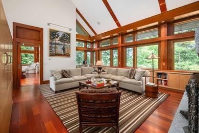Situated amidst breathtaking granite landscapes and spanning 44 - photo 18