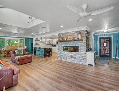 Experience Lake Hamilton living in highly desirable Moonlight - photo 5