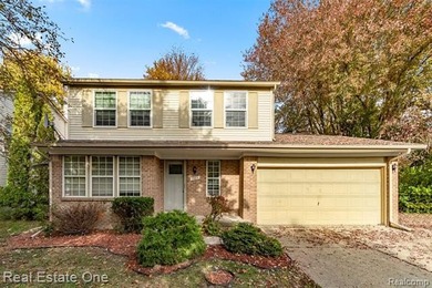 Welcome to this fully updated 2-story colonial offering 3 - photo 1