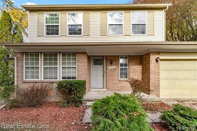 Welcome to this fully updated 2-story colonial offering 3 - photo 2