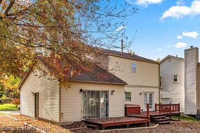 Welcome to this fully updated 2-story colonial offering 3 - photo 8