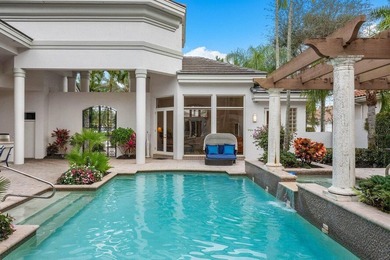 Amazing courtyard with beautiful curb appeal on over half acre - photo 9