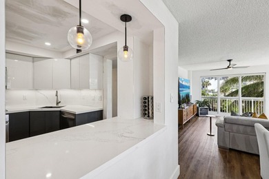 PRICE REDUCTION- Motivated Seller: Beautiful renovated