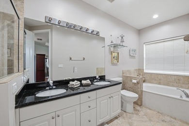 Beautiful 3 Bedroom, 2 Bath condo located in the desirable - photo 22