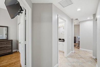Beautiful 3 Bedroom, 2 Bath condo located in the desirable - photo 24