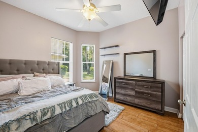 Beautiful 3 Bedroom, 2 Bath condo located in the desirable - photo 26